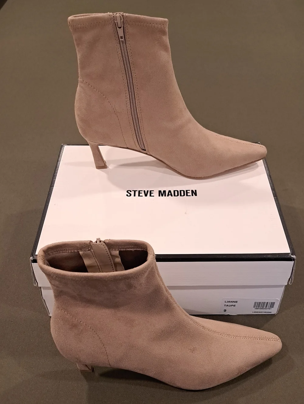 Steve Madden Lianne Bootie - Color: Taupe - Size: 9
